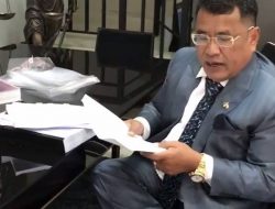 Mengenal Sang Flamboyan, Pengacara 30 Milyard