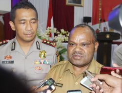 Bupati Puncak Jaya Mengaku 2 Anggota TNI Tewas Ditembak KKB