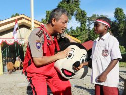 Hermawan Sulistiyo : Sentuhlah Papua dengan Hati