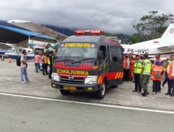 Korban Selamat Pesawat Tabrak Gunung Berhasil di Evakuasi ke Jayapura