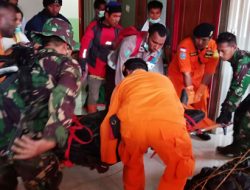 Proses Evakuasi Korban Pesawat Jatuh