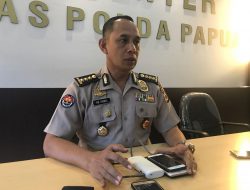 Mantan Anggota Kelompok Bersenjata  Serahkan Sepucuk Senjata Api