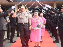 Martuani Sormin Kapolda Papua, Jenderal Anak “Parhuta-Huta”(Kampung)