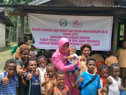 Bhayangkari Keerom Anjangsana ke Kampung Ubiyau dan Sawanawa