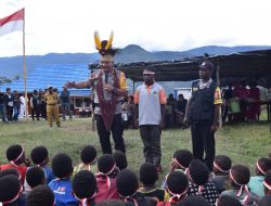 Kapolda dan Satgas Binmas Gelar Tatap Muka dengan Masyarakat Lanny Jaya