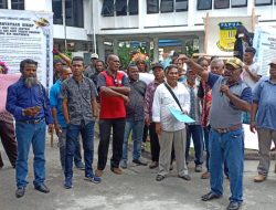 Masyarakat Adat Demo DPRP, Tuntut Izin Perusahaan Bintang Mas Dicabut