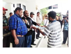Mahasiswas Saireri Desak DPRP Salurkan Dana Study Akhir