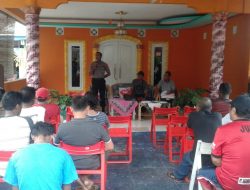 Polisi Bersama Warga Ardipura Aktifkan Kembali Poskamling