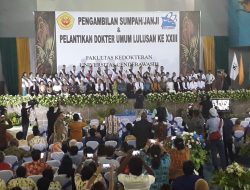 261 Dokter Baru Alumni Uncen Siap Mengabdi