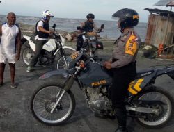 Jalin Kemitraan, Kapolres Waropen Pimpin Patroli Roda Dua Sambangi Masyarakat