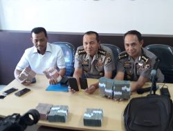 Tim Saber Pungli Tangkap Tangan Pengusaha Kayu dan Uang Rp500 juta di Jayapura