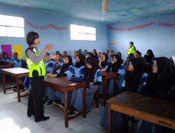 Unit Lantas Polsek Sentani Kota Gelar Dikmas di SMK YPKP Sentani