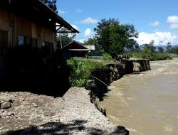 20 Perumahan Warga Terancam Bakal Diseret Arus Kali