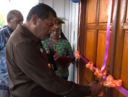 Pemda Jayawijaya Resmikan Kantor Distrik Silo Sukarno Doga, Kepala Distrik Harus Berada Di Kantor Untuk Melayani
