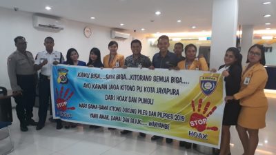 Polisi Sosialisasi Saber Pungli dan Anti Hoax Kepada Karyawan Bank Mandiri