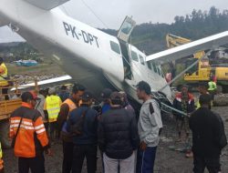 Rem Blong, Pesawat Dabi Air Tabrak Batu di Puncak Papua