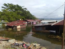 Air Danau Tercemar Sampah, Ratusan Pengungsi Mulai Rasakan Gatal