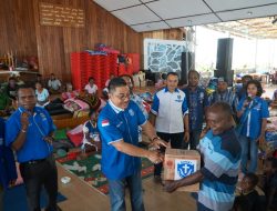 BMW Gandeng GAMKI dan GMKI Bantu Korban Bencana Sentani