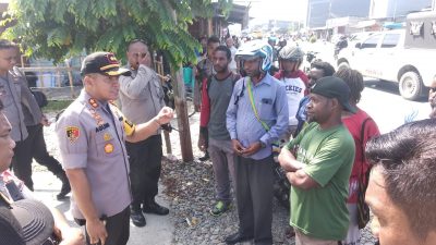 Polisi Bubarkan Aksi Mobilisasi Massa di Kantor KPU Mimika