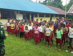 Tanamkan Hidup Sehat, Satgas Yonif 126/KC Gelar Penyuluhan Kesehatan di Sekolah