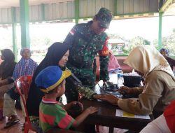 Babinsa Koramil 1707-17/Elikobel Lakukan Pendampingan Layanan Kesehatan