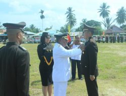 HUT Bhayangkara Ke-73,Presiden RI Anugerahi Bintang Bhayangkara Nararya Kepada Kapolsek Sentani