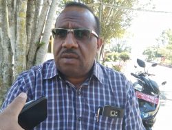 Pemda Minta Palang Kantor Distrik Maima Dibuka