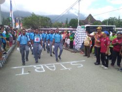 Ratusan Pelajar Dan Masyarakat Se-Kabupaten Jayapura Meriahkan Lomba Gerak Jalan