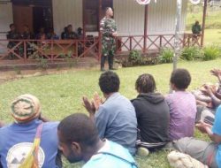 Begini Sambutan Masyarakat Saat Dansatgas Hadiri Kegiatan Olah Raga di Distrik Okbibab