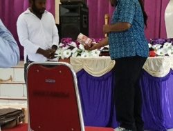 Percepat Penyelesaian Pembangunan Gereja GBI Bukit Moria, Bupati Mamteng Bantu Rp100 Juta