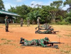 Anggota Kodim 1711/BVD Gelar Latihan Menembak