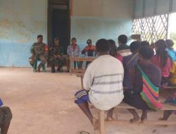 Jaga Kamtibmas di Kampung Naga, Perangkat Desa Lakukan Pertemuan dengan Koramil Setempat