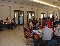Layanan Kesehatan Gratis Juga di Gelar Polri di Gereja Katholik Katedral Dok V Jayapura