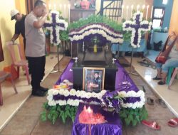 Penghormatan Terakhir, Kabid Humas Polda Turut Antar Jenazah Wartawan Altop