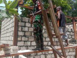 Di Distrik Kosiwo, Banbisa Bantu Pembangunan Rumah Salomuna Aronggear