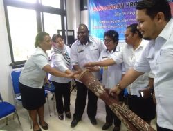 Permudah Mencari Data Kunjungan, Kominfo Pemkab Jayapura Terapkan Buku Tamu Secara Online
