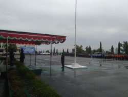 Pemkab Jayapura Gelar Upacara Peringatan Hari Pahlawan Disaat Cuaca Hujan Dan Mendung