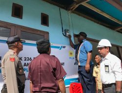 Masyarakat Supiori Barat Dapat Kado Natal Dari PLN