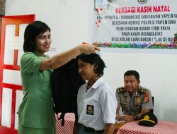 Persit Yawa Dan Wartawan di Yapen Berbagi Kasih Natal