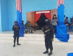 Brimob Wamena Ikut Sukseskan Rapat Pleno DPRD Mamteng