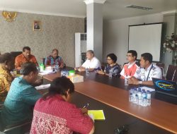 Bupati Jawijaya Bahas Tol Udara Dengan Pejabat Kabupaten di Papua