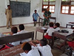 Ini Materi Yang Diajarkan Dansatgas Di SD YPK Pengharapan Forwasi Wallay