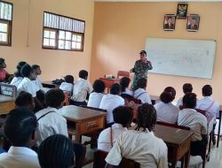 TNI Ngajar Wawasan Kebangsaan Kepada Pelajar SMP di Kimaam
