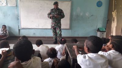 Begini Cara TNI Bantu Cerdaskan Anak Bangsa