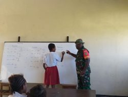 TNI Bantu Ngajar di SD Inpres Wambi Merauke