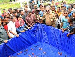 Wabup Minta OPD Terkait Bina Kelompok Usaha Ternak Ikan