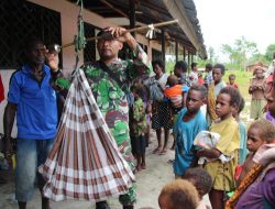 Satgas TMMD Gandeng Puskesmas Senggo Gelar Posyandu di Kampung Epem
