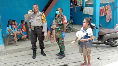 Bhabinkamtibmas Himbau Warga Hamadi Rawa Gunakan Masker Untuk Cegah Covid-19