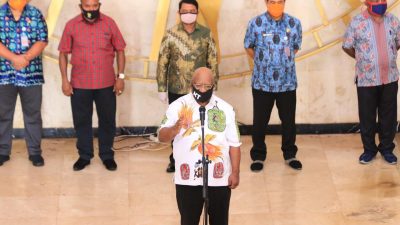 Pemprov Serahkan Dana Cash Rp77 Miliar Untuk Bantuan Dampak Pandemi Corona