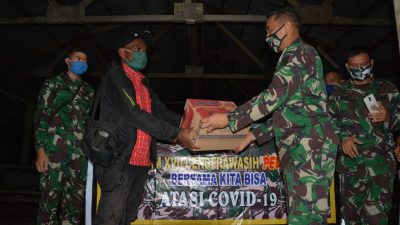 Kodam Cenderawasih Gelar Bansos di Kampung Harapan